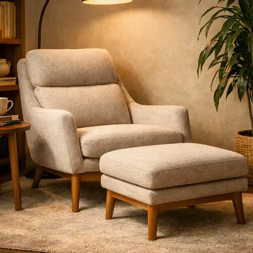 Comfortable lounge chairs available in Raipur store