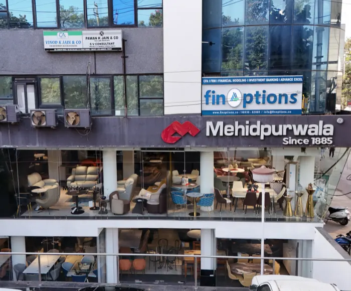 Mehidpurwala Corner showroom at New Palasia, Indore